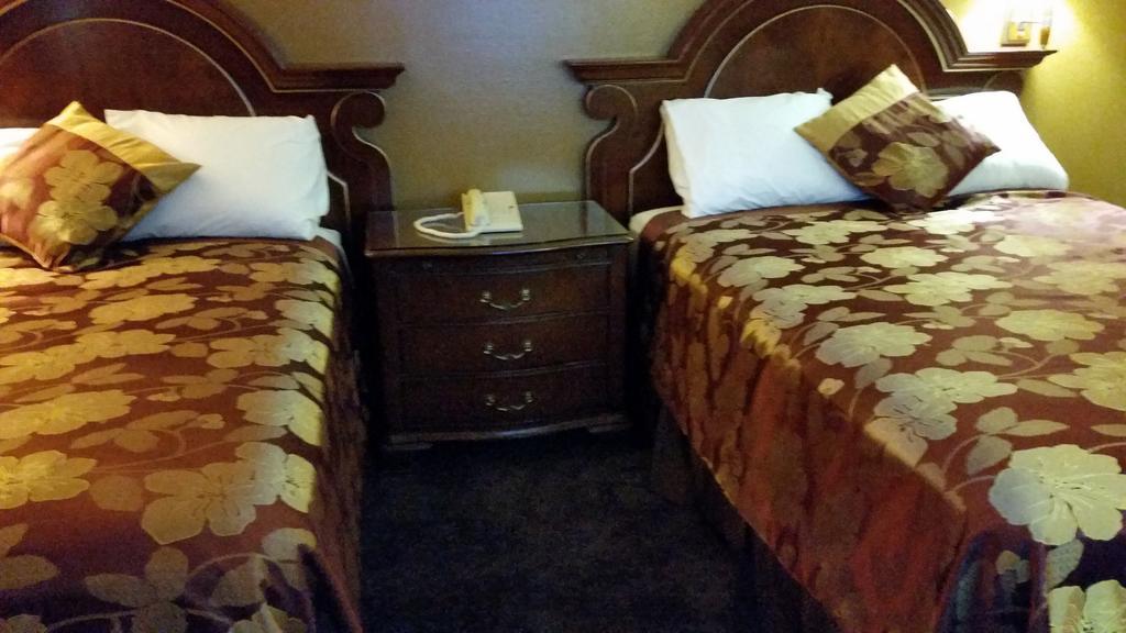 גרדנה Redondo Beach Inn-Lax (Adults Only) מראה חיצוני תמונה
